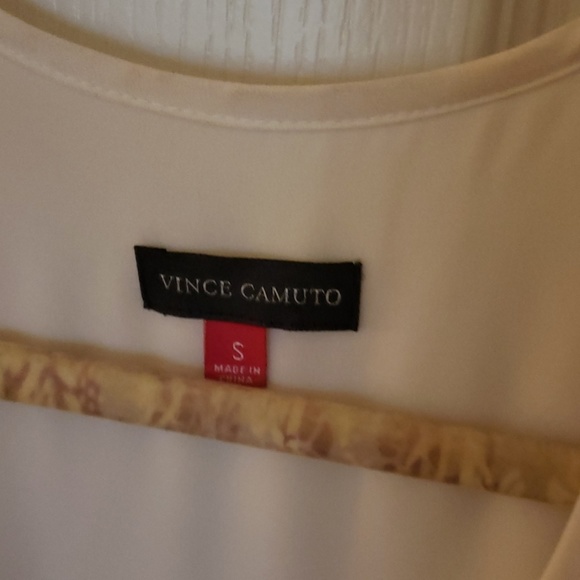 Sequined tank🌺 - Picture 2 of 3